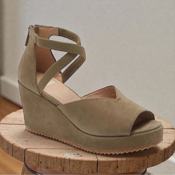 New In Box EILEEN FISHER Wylee Platform Wedge Sandal, Olive Green Size 8M - Picture 2 of 7